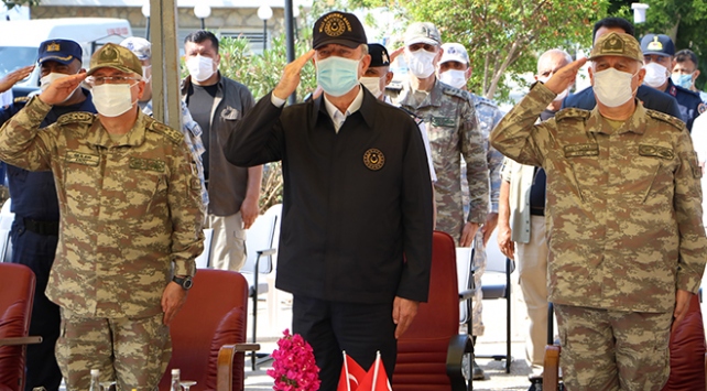 Bakan Akar ve komutanlar Kaş’ta İyi komşuluktan yanayız