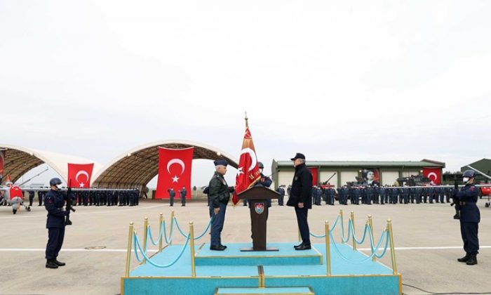 Bakan Akar, “İHA’ların Yuvasında” Konuştu: “Bu Yılın Başından İtibaren Etkisiz Hâle Getirilen Terörist Sayısı 2 Bin 631 Oldu”