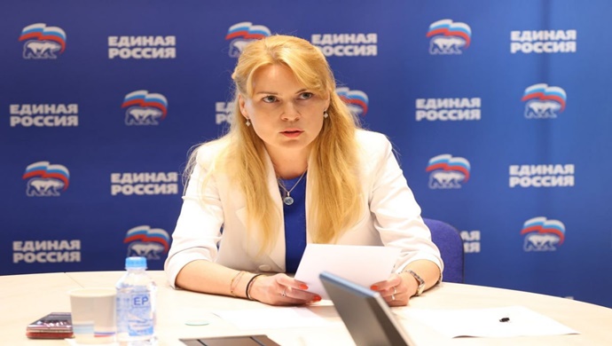 Daria Lantratova: Birleşik Rusya’nın SVO katılımcılarının akrabaları için ek izin tasarısı, iyileşme döneminde savaşçıların desteklenmesine olanak tanıyacak