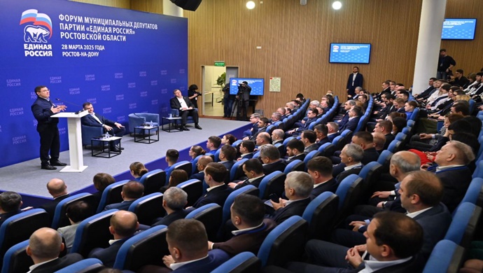 Vladimir Yakushev: “Birleşik Rusya”nın yeni halk programında insanlar ülkenin geleceğinin resmini görmeli